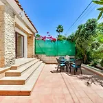 Semesterbostad Villas Guzman - Chirla *