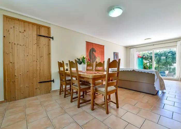 Holiday home Villas Guzman - Chirla *